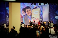 画像ギャラリー No.008のサムネイル画像 / ［EVO2015］激闘を制した選手達に聞く，その瞬間。「鉄拳7」ノビ選手，「GGXrd」小川選手，「ウルIV」ももち選手――EVO2015勝利者インタビュー