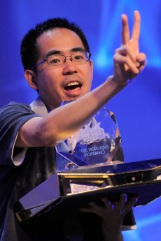画像ギャラリー No.020のサムネイル画像 / ［EVO2015］激闘を制した選手達に聞く，その瞬間。「鉄拳7」ノビ選手，「GGXrd」小川選手，「ウルIV」ももち選手――EVO2015勝利者インタビュー
