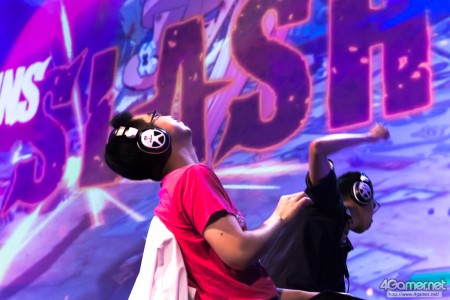 画像ギャラリー No.021のサムネイル画像 / ［EVO2015］激闘を制した選手達に聞く，その瞬間。「鉄拳7」ノビ選手，「GGXrd」小川選手，「ウルIV」ももち選手――EVO2015勝利者インタビュー