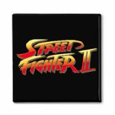 画像ギャラリー No.005のサムネイル画像 / 「ストII」のTシャツとスクエア缶バッジがヴィレッジバンガード限定で発売