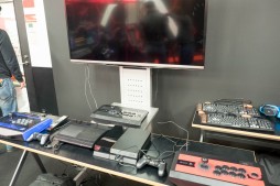 画像ギャラリー No.013のサムネイル画像 / 「プロゲーマー専門学科」入学希望者に，ウメハラ氏が語った心構えとは。1時間半にわたった特別講義のレポートをミニインタビューと共に掲載