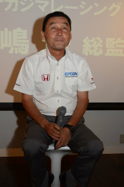 画像ギャラリー No.003のサムネイル画像 / 日本人初のF1フル参戦ドライバー中嶋 悟さんの合同インタビューが行われた「F1 2013」メディア体験会をレポート。新モードのインプレッションも掲載