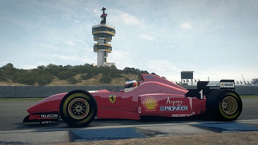 画像ギャラリー No.035のサムネイル画像 / 【PR】待望のシリーズ最新作「F1 2013」がついに登場。F1の歴史に輝かしい記録を残したドライバーやF1マシンと激しいバトルを繰り広げるのだ