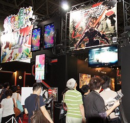 画像ギャラリー No.003のサムネイル画像 / ［TGS 2013］「ストライダー飛竜」プレイレポート。格好よさキレッキレのスタイリッシュ忍者アクションと新たなる“サイファー”の切れ味を見よ