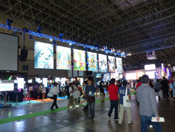 画像ギャラリー No.013のサムネイル画像 / ［TGS 2013］VOCALOIDの魅力が光る五・七・五。iOSアプリとはまた違う楽しさを秘めた，セガのリズムアクション「うた組み575」をプレイしてきた