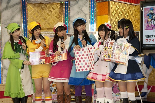画像ギャラリー No.053のサムネイル画像 / 「ブシロード大戦略発表会2013(夏)」をレポート。ハイブリッドTCG「ファイブクロス」の全貌が明らかに