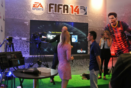 画像ギャラリー No.014のサムネイル画像 / 香港で行われた「FIFA 14」プレビューイベントをレポート。アグエロ選手やレスコット選手らが参戦したゲーム大会や「ULTIMATE TEAM」最新情報も