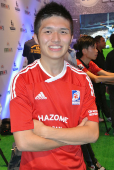 画像ギャラリー No.019のサムネイル画像 / 香港で行われた「FIFA 14」プレビューイベントをレポート。アグエロ選手やレスコット選手らが参戦したゲーム大会や「ULTIMATE TEAM」最新情報も
