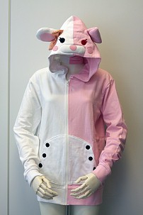 画像ギャラリー No.004のサムネイル画像 / 「モット！ソニコミ」と「ダンガンロンパ」がコラボ。撮影衣装にモノクマ/モノミパーカーが登場