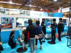 画像ギャラリー No.021のサムネイル画像 / 最新ゲームがズラリとならんだ「ジャンプフェスタ2014」レポート。スクウェア・エニックス，任天堂，ポケモン，SCEなど，主要ブースを紹介