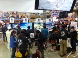 画像ギャラリー No.045のサムネイル画像 / 最新ゲームがズラリとならんだ「ジャンプフェスタ2014」レポート。スクウェア・エニックス，任天堂，ポケモン，SCEなど，主要ブースを紹介