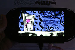 画像ギャラリー No.007のサムネイル画像 / ［TGS 2014］PS Vitaのタッチ操作だけで遊べる「むらさきべいびー」プレイレポート。キモくてカワイイ“べいびー”の手を引いてあげよう