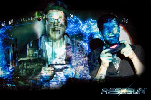 画像ギャラリー No.001のサムネイル画像 / PS4用シューティングアクション「RESOGUN」がCo-opモードに対応か。開発元のHousemarqueが意味深な画像を公開