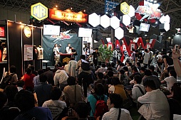 画像ギャラリー No.027のサムネイル画像 / ［TGS 2013］メタビーの憎まれ口は健在。「メダロットDUAL」は，誰でも楽しめる適度なアクション性のゲームだった