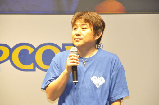 画像ギャラリー No.002のサムネイル画像 / ［TGS 2013］ザ・たっちが片手操作でリオレウスを撃破!?　「MONSTER HUNTER SMART」実機プレイも披露されたモンハン新作アプリのステージをレポート