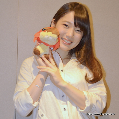 画像ギャラリー No.013のサムネイル画像 / 内田真礼さんにインタビュー。ボイスを担当する「モンスターハンターエクスプロア」のエリザや得意武器，最近ハマっていることを聞いてきた