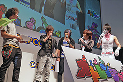画像ギャラリー No.015のサムネイル画像 / ［TGS 2013］大人気エアーバンド「ゴールデンボンバー」が「オトレンジャー」ブースを襲撃!? 波乱に満ちたステージイベントをレポート