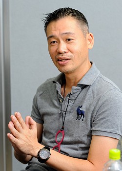 画像ギャラリー No.001のサムネイル画像 / ［TGS 2013］「ソウル・サクリファイス デルタ」の共闘は競い合うから盛り上がる。コンセプター稲船敬二氏＆ディレクター下川輝宏氏にインタビュー
