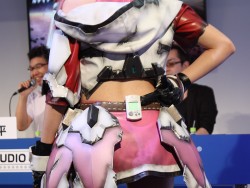 画像ギャラリー No.019のサムネイル画像 / ［TGS 2014］ファンが喜ぶ仕掛けが盛りだくさん。セガ×トライエースコラボが発表された「ファンタシースター ノヴァ」ステージレポート