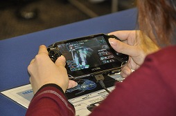 画像ギャラリー No.006のサムネイル画像 / 「ファンタシースター ノヴァ」「電撃文庫 FIGHTING CLIMAX」「シャイニング・レゾナンス」がプレイアブル出展された体験会レポート。各プロデューサーへの合同インタビューも掲載