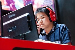 画像ギャラリー No.006のサムネイル画像 / ［TGS 2014］Mad Catzブースで開催された「GUILTY GEAR Xrd -SIGN-」「P4U2」のエキシビションマッチフォトレポート