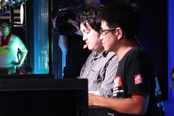画像ギャラリー No.006のサムネイル画像 / ［TGS 2014］あーくれぼ2014の決勝カードが再現された，「GUILTY GEAR Xrd -SIGN-」遊王戦レポート。新キャラのお披露目を兼ねたエキシビションも
