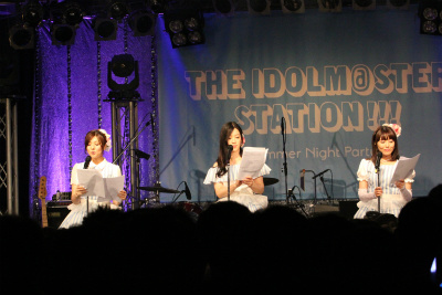 画像ギャラリー No.005のサムネイル画像 / 「THE IDOLM@STER STATION!!! Summer Night Party!!!」の模様をレポート。公開録音は，待望のセカンドライブだった！