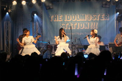 画像ギャラリー No.010のサムネイル画像 / 「THE IDOLM@STER STATION!!! Summer Night Party!!!」の模様をレポート。公開録音は，待望のセカンドライブだった！