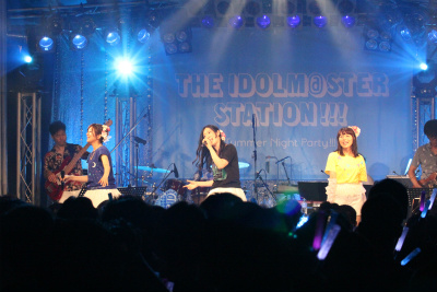 画像ギャラリー No.026のサムネイル画像 / 「THE IDOLM@STER STATION!!! Summer Night Party!!!」の模様をレポート。公開録音は，待望のセカンドライブだった！
