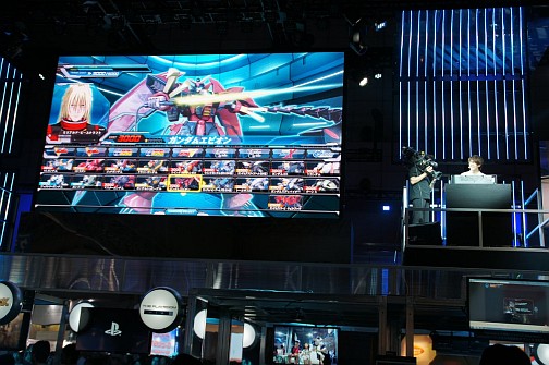 画像ギャラリー No.004のサムネイル画像 / ［TGS 2013］「機動戦士ガンダム EXTREME VS. FULL BOOST」ステージレポート。射撃なしのガチンコ格闘機「ガンダムエピオン」がエレガントに参戦決定
