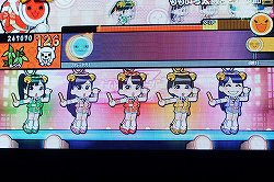 画像ギャラリー No.007のサムネイル画像 / ［TGS2013］「太鼓の達人 Wii U　ば〜じょん！」の詳細も明らかにされた，「太鼓の達人×ももいろクローバーZ コラボ紹介ステージ」の模様をレポート