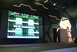 画像ギャラリー No.007のサムネイル画像 / ［TGS 2013］有野課長が自らデモプレイを披露。「ゲームセンターCX 3丁目の有野」のステージイベントをレポート