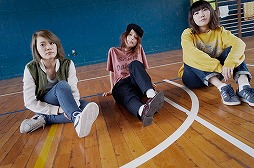 画像ギャラリー No.001のサムネイル画像 / 「GRAVITY DAZE 2」,PVに使用された楽曲「MEWTON」が配信開始