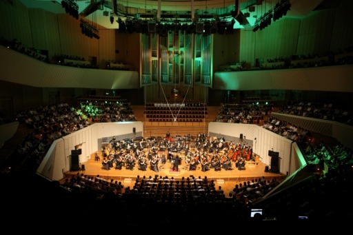 画像ギャラリー No.001のサムネイル画像 / 「GAME SYMPHONY JAPAN 23rd CONCERT 〜PlayStationを彩るJAPAN Studio音楽祭2017〜」レポート。PlayStation名作の楽曲をオーケストラが演奏。トロ&クロやパラッパ,ピポサルも登場!