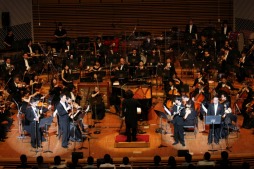 画像ギャラリー No.010のサムネイル画像 / 「GAME SYMPHONY JAPAN 23rd CONCERT 〜PlayStationを彩るJAPAN Studio音楽祭2017〜」レポート。PlayStation名作の楽曲をオーケストラが演奏。トロ&クロやパラッパ,ピポサルも登場!