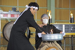 画像ギャラリー No.015のサムネイル画像 / 「魁!!男塾 〜日本よ、これが男である!〜」,お笑い芸人が過酷な試練に挑むスペシャル動画が27日公開