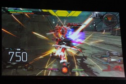 画像ギャラリー No.006のサムネイル画像 / 64チームが頂点を競う極限の戦い。「機動戦士ガンダムEXVS. MAXI BOOST」全国大会「PREMIUM DOGFIGHT 2015」決勝大会レポート