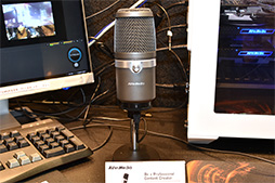 画像ギャラリー No.011のサムネイル画像 / ［COMPUTEX］AVerMediaが4K/60fps対応のビデオキャプチャカードを発表。人気の「AVT-C878」はマイナーチェンジ版を開発中