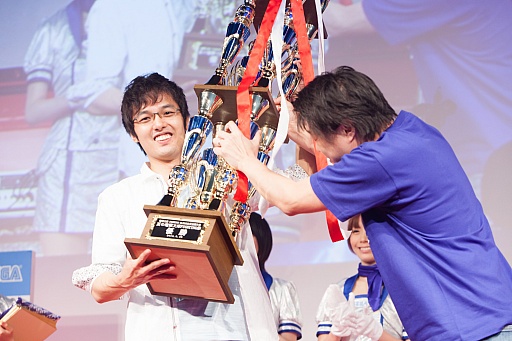 画像ギャラリー No.018のサムネイル画像 / 祝 アキラ参戦! 数々の名勝負や人気声優達のトークショーが繰り広げられた「夏の電撃文庫 FIGHTING祭」フォトレポート
