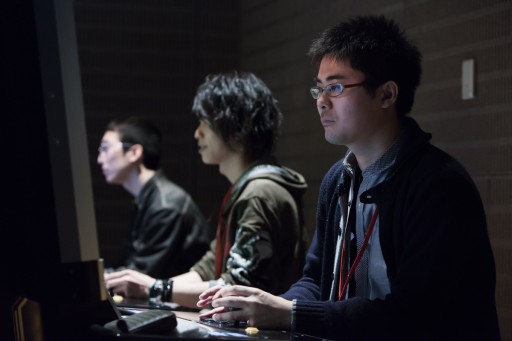 画像ギャラリー No.016のサムネイル画像 / セガ主催の格ゲーイベント「D-1 ULTIMATE CLIMAX BLADE」決勝大会フォトレポート。「ブレードアークス」「DOA5UA」「電撃FC」の頂点が決定