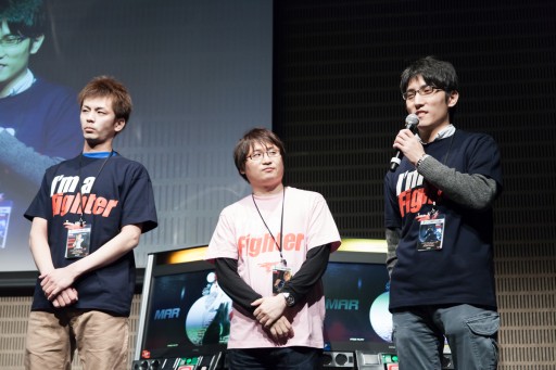 画像ギャラリー No.037のサムネイル画像 / セガ主催の格ゲーイベント「D-1 ULTIMATE CLIMAX BLADE」決勝大会フォトレポート。「ブレードアークス」「DOA5UA」「電撃FC」の頂点が決定