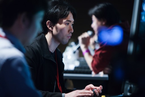 画像ギャラリー No.093のサムネイル画像 / セガ主催の格ゲーイベント「D-1 ULTIMATE CLIMAX BLADE」決勝大会フォトレポート。「ブレードアークス」「DOA5UA」「電撃FC」の頂点が決定