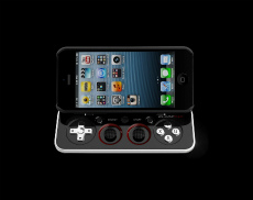 画像ギャラリー No.014のサムネイル画像 / ［TGS 2013］会場で見つけたiPhone用ゲームコントローラ「Bladepad」を紹介。スライド式で持ち運びラクチン，ボタンもなかなか本格派