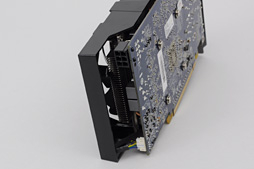 画像ギャラリー No.010のサムネイル画像 / 「Radeon R9 270」レビュー。179ドルの“ほぼHD 7870 GHz Edition”は,「補助電源1基」の市場で主役となれるGPUだ