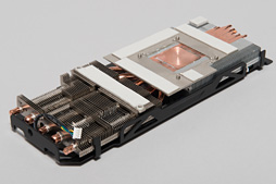 画像ギャラリー No.024のサムネイル画像 / ASUSとGIGABYTEのオリジナルデザイン版「Radeon R9 290X」カードをテスト。GPUクーラーの実力は甲乙つけがたい