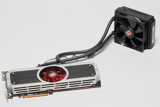 画像ギャラリー No.006のサムネイル画像 / 公称消費電力は脅威の500W。AMD,1499ドルのデュアルGPUカード「Radeon R9 295X2」を発表