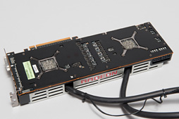画像ギャラリー No.015のサムネイル画像 / 「Radeon R9 295X2」レビュー。“デュアルR9 290X”は疑いなく史上最速シングルカードだ