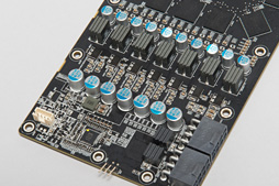 画像ギャラリー No.012のサムネイル画像 / Sapphireの豪華版R9 280Xカード「VAPOR-X R9 280X TRI-X OC」をテスト。価格以外は完璧?
