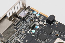 画像ギャラリー No.013のサムネイル画像 / Sapphireの豪華版R9 280Xカード「VAPOR-X R9 280X TRI-X OC」をテスト。価格以外は完璧?