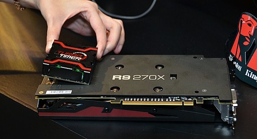 画像ギャラリー No.017のサムネイル画像 / ［COMPUTEX］PowerColor，世界初となる空冷R9 295X2仕様の新型「Devil 13」カードを展示